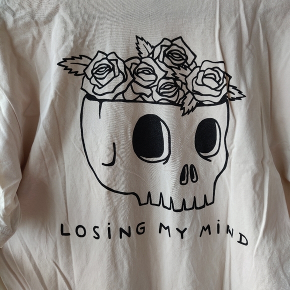 Beige Unisex T-shirt with Skull Motif - Picture 4 of 6